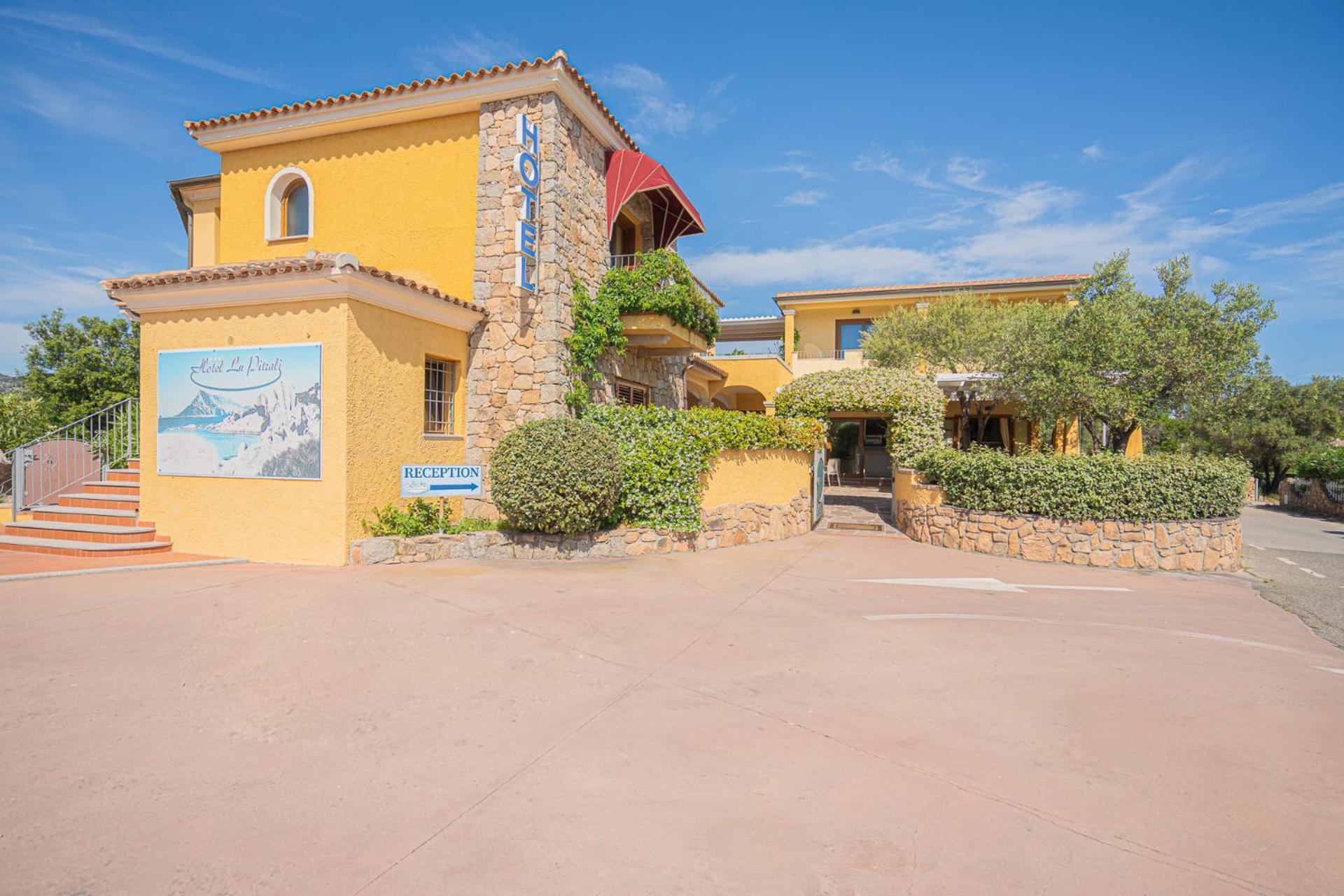 Hotel Lu Pitrali Сан-Теодоро Экстерьер фото